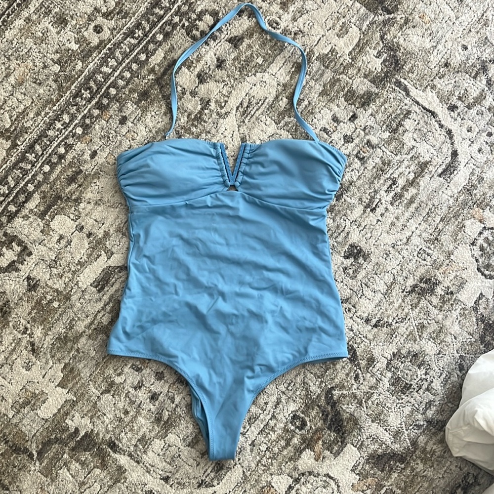 Vetchy one piece